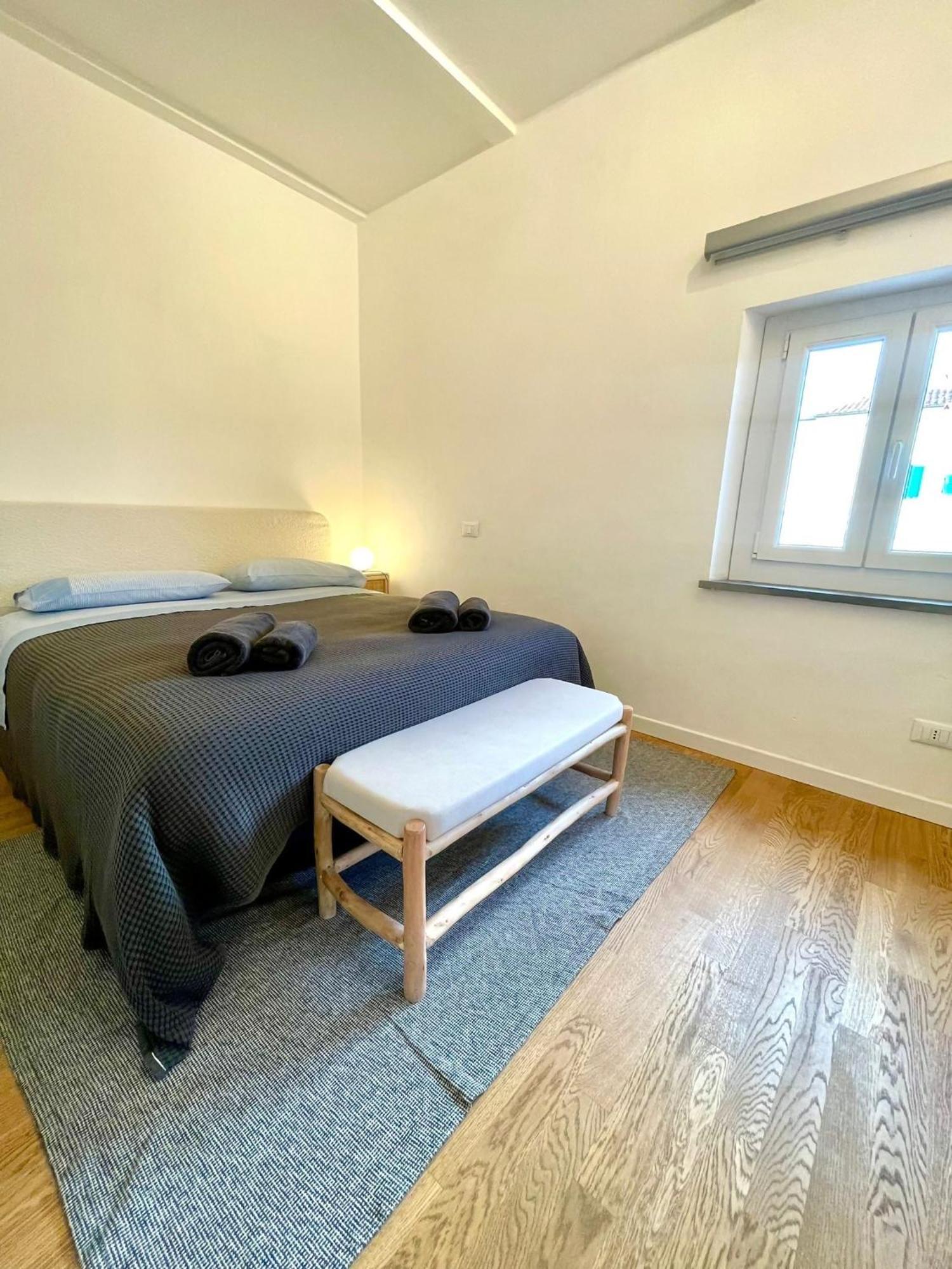 Susannas Lovely New Apartment Ливорно Экстерьер фото